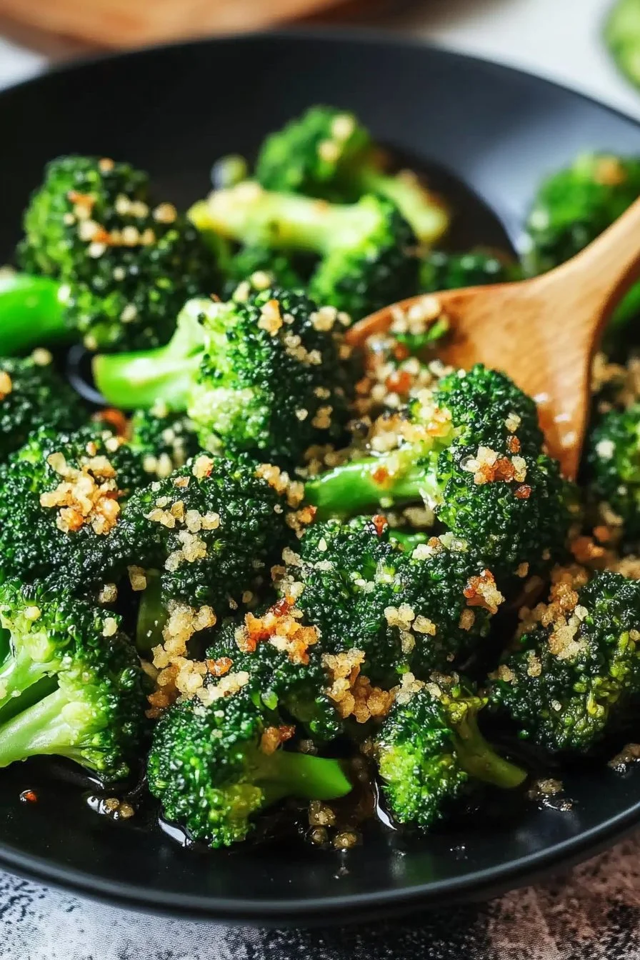 Easy & Delicious Broccoli with Garlic Sauce